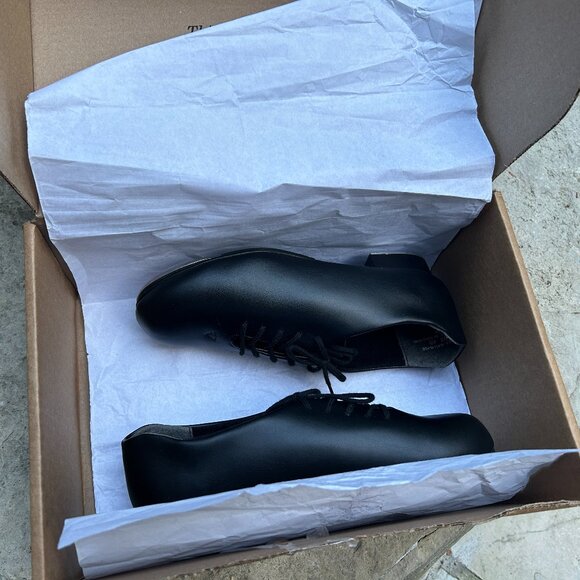 Capezio Oxford Style Tic Tap Toe Shoes – Size 6W – Model 443 - Picture 7 of 16